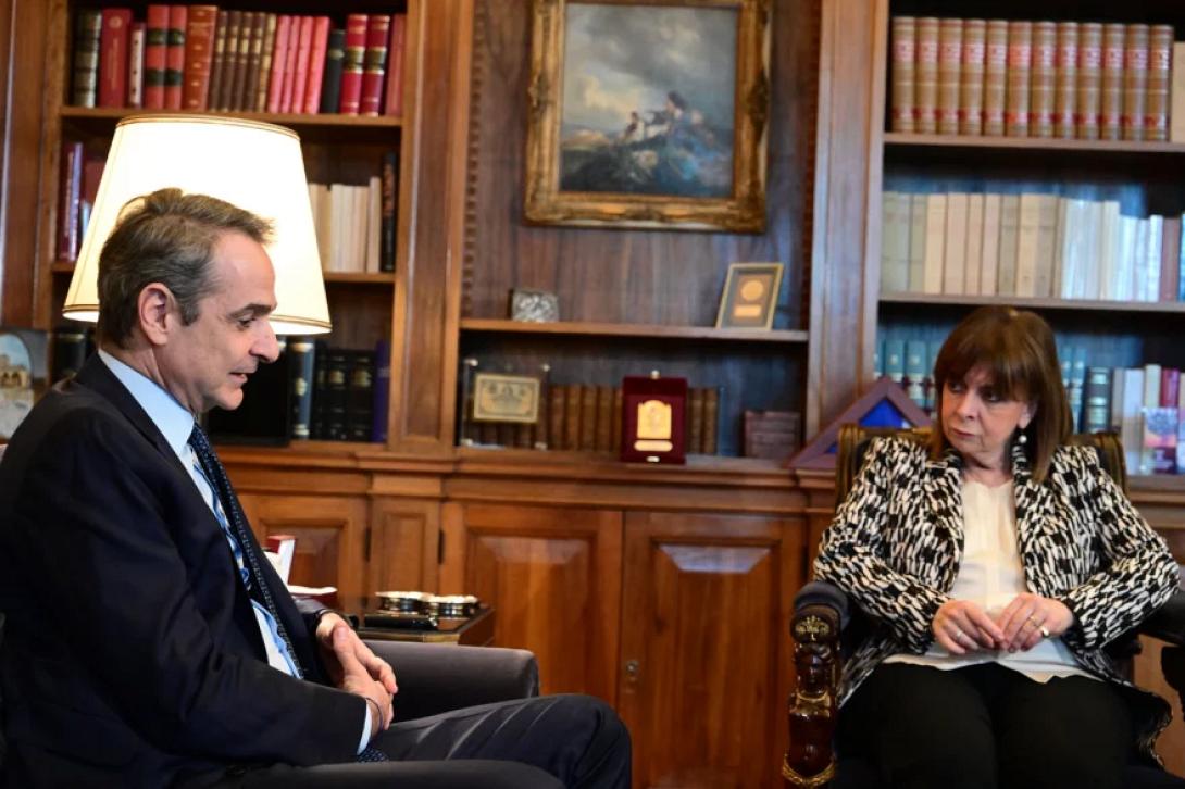 Μητσοτάκης - Σακελλαροπούλου