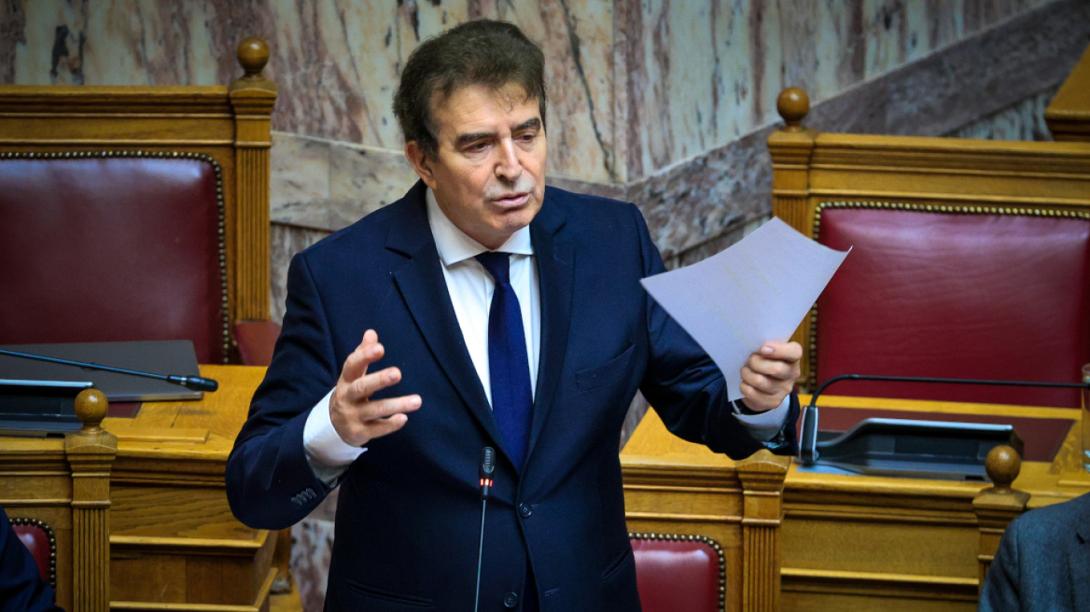 μιχάλης χρυσοχοϊδης