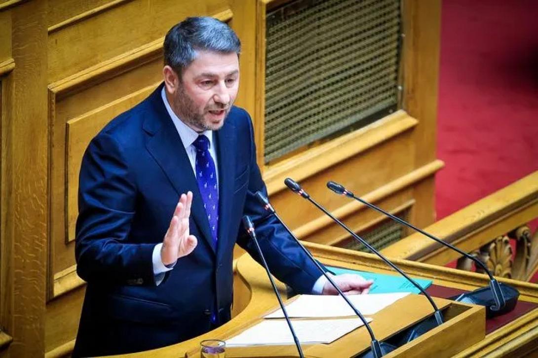 νίκος ανδρουλάκης