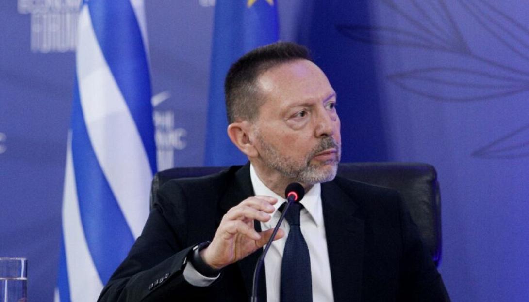 Γιάννης Στουρνάρας 