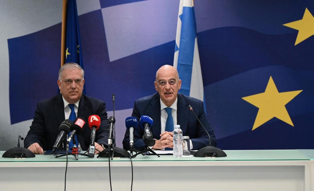 Υπεγράφη η σύμβαση για το εξοπλιστικό πρόγραμμα «Θώραξ»