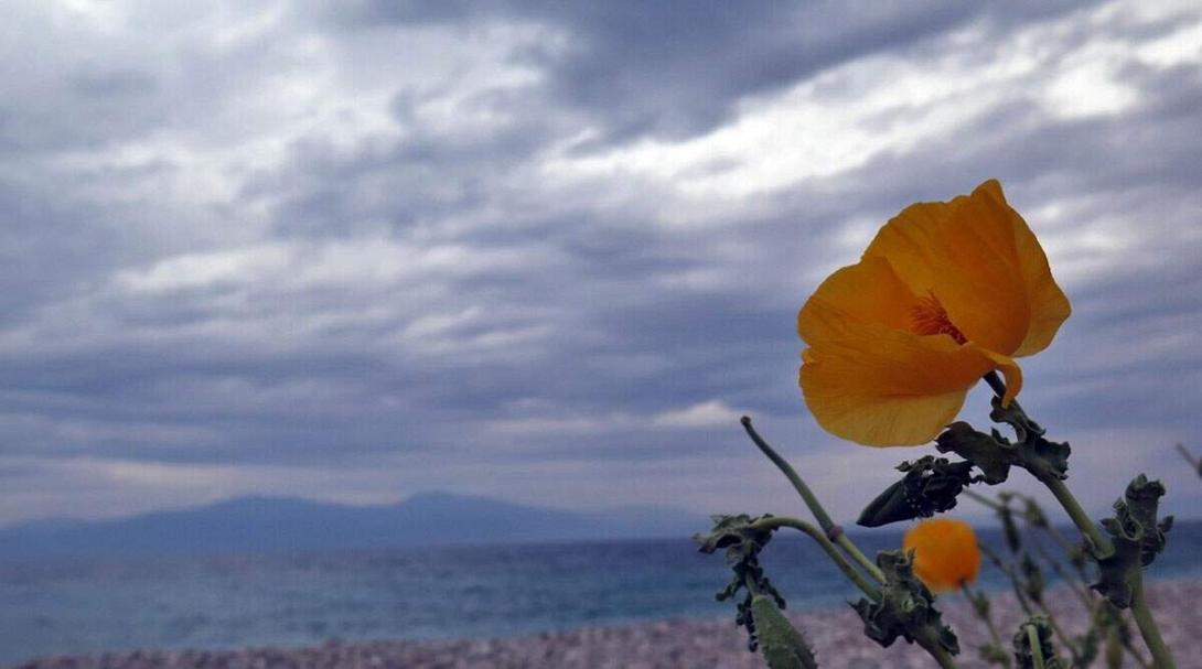 άνοιξη συννεφιά
