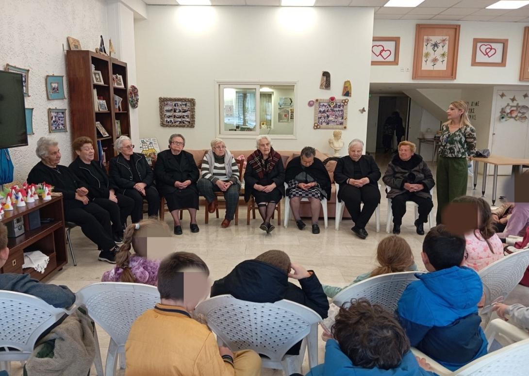 ΕΘΙΜΑ ΛΑΜΠΡΗς
