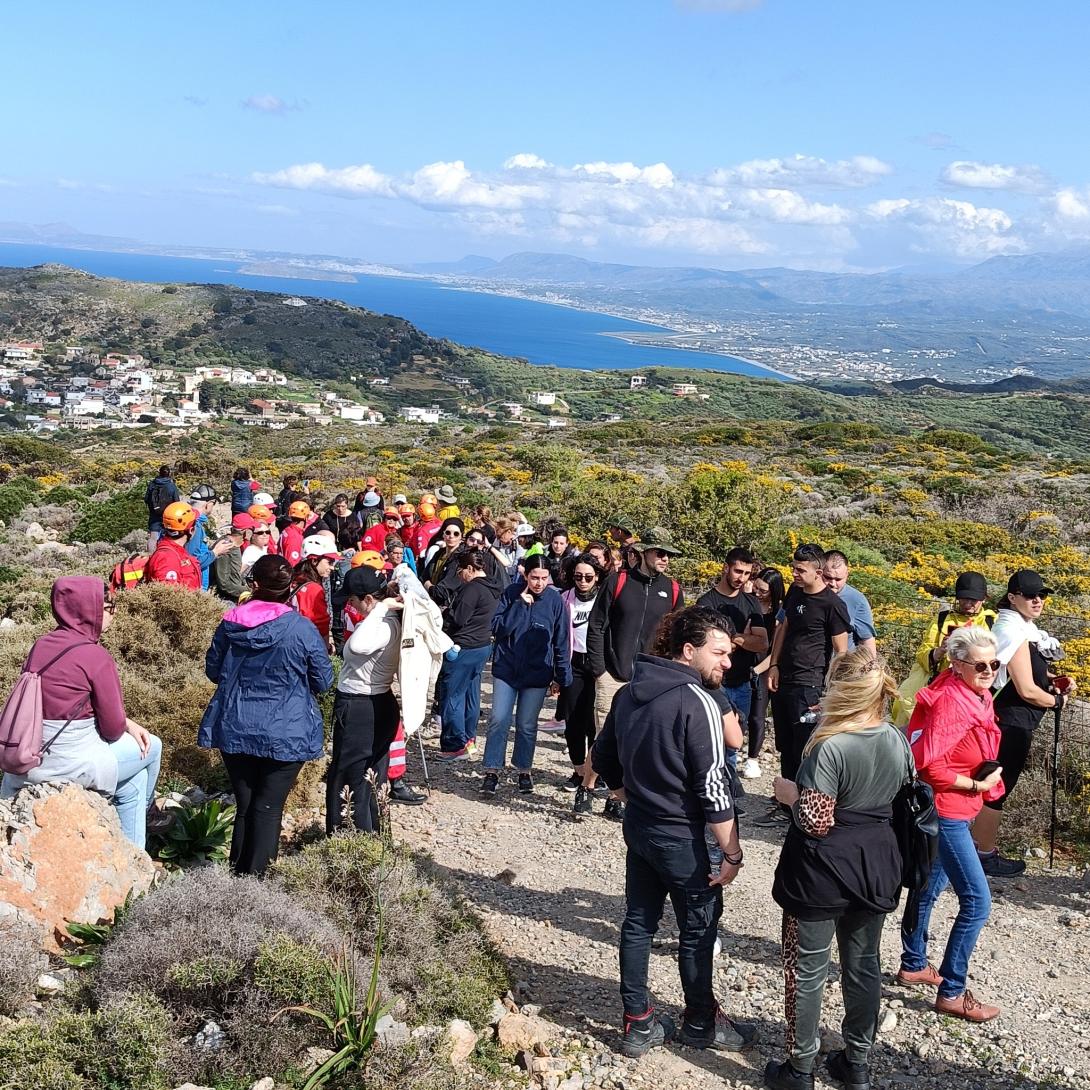 πεζοπορική διαδρομή στην Κοινότητα Ροδωπού 