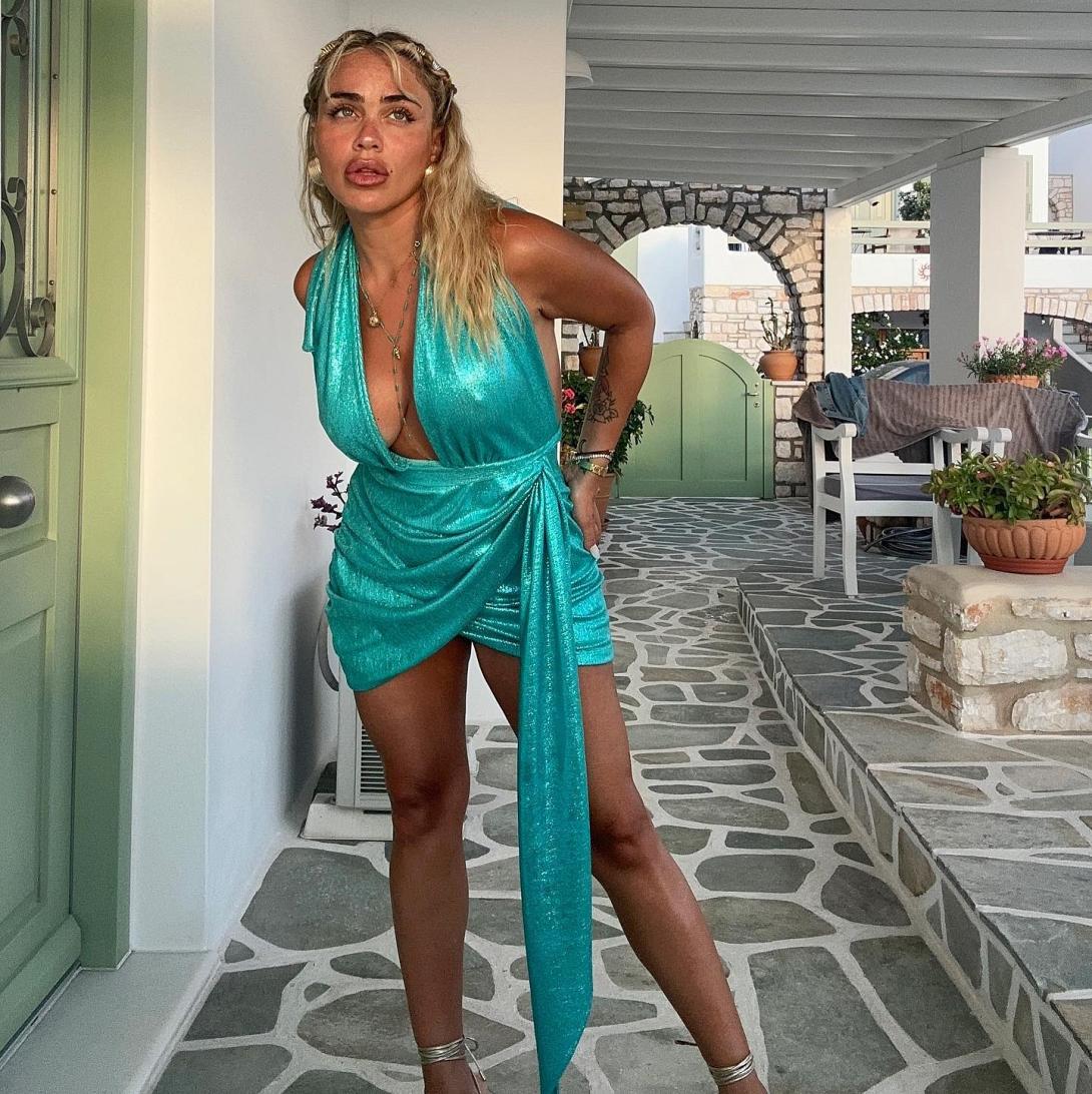 κόνι μεταξα