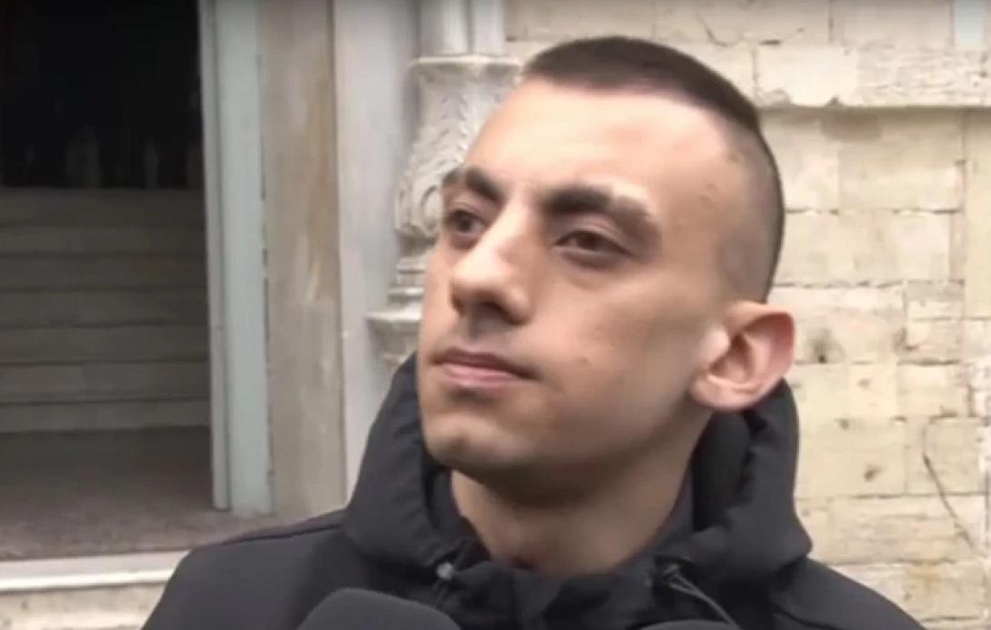 πατερας μικρου αγγελου