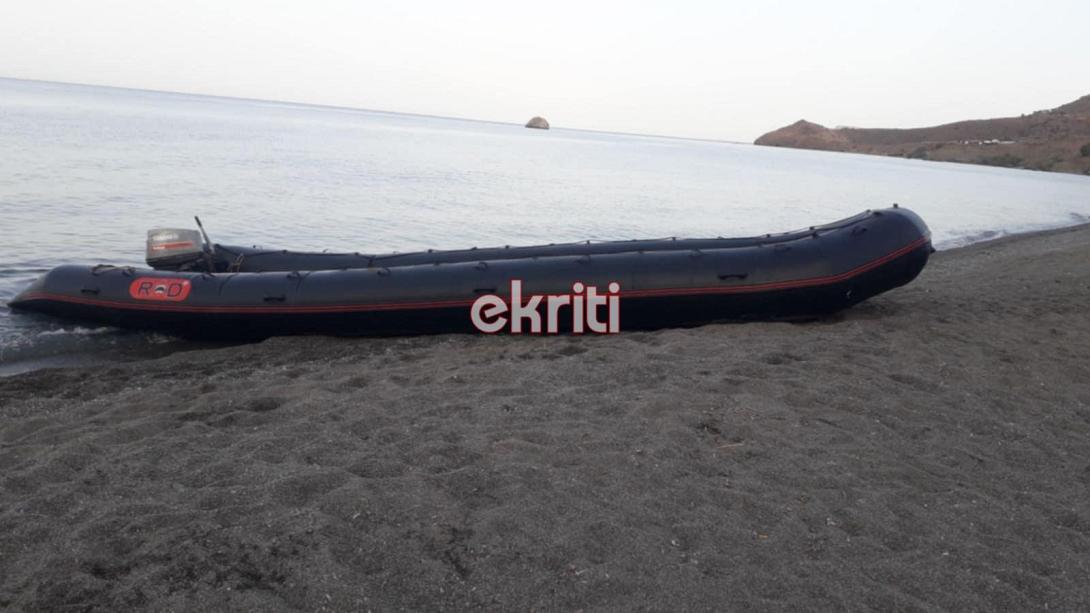 Βάρκα με μετανάστες