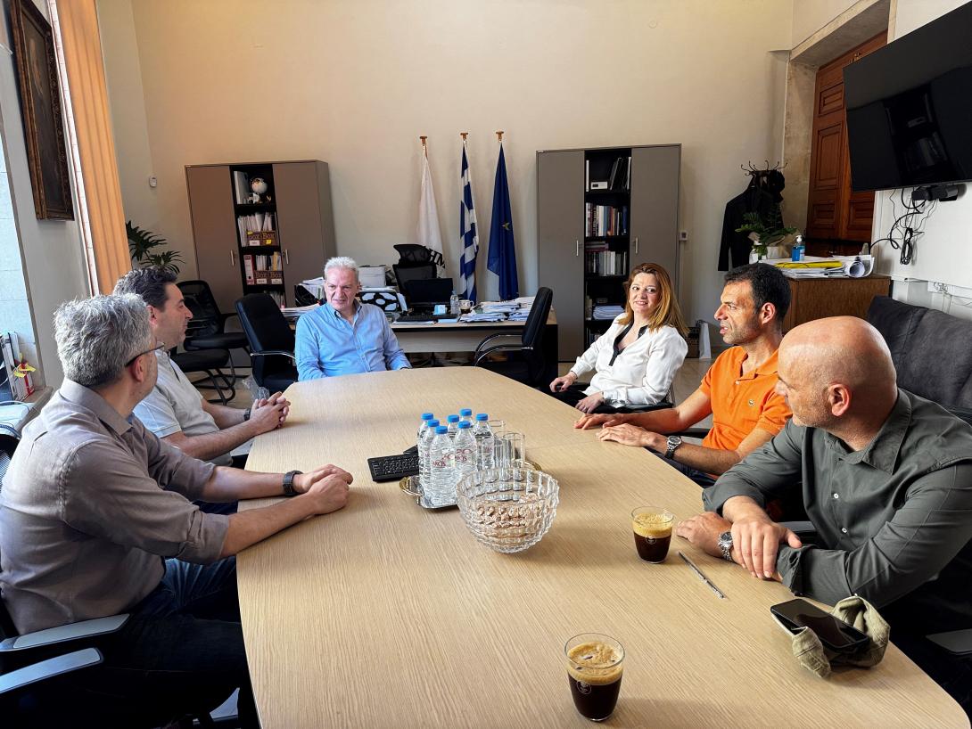 ΚΑΛΟΚΑΙΡΙΝΟΣ ΜΕ ΦΟΡΕΙΣ ΕΠΙΣΗΤΙΣΜΟΥ