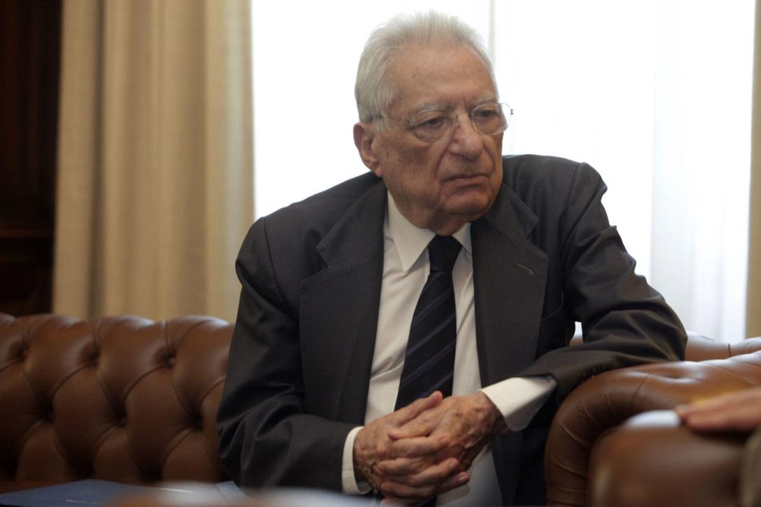 Μολυβιάτης