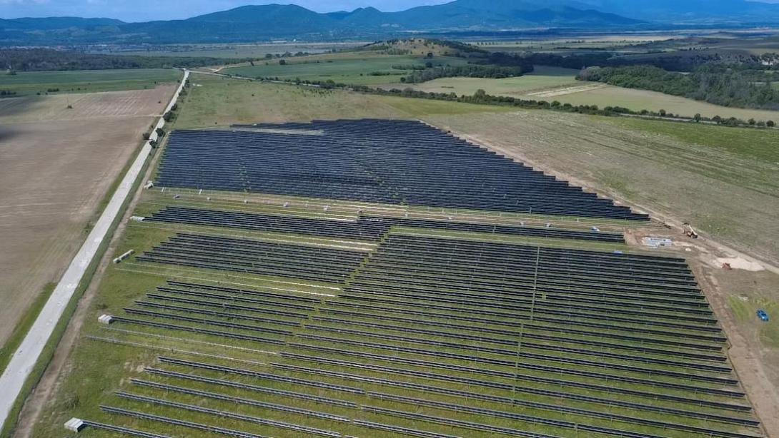 Όμιλος ΔΕΗ: Προσθέτει φωτοβολταϊκό πάρκο 88 MW στο χαρτοφυλάκιο της Βουλγαρίας