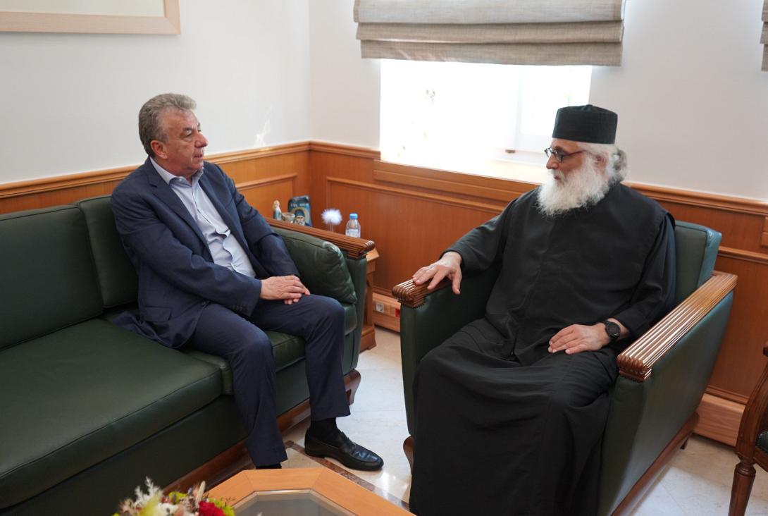 αρναουτακης - δικαιος