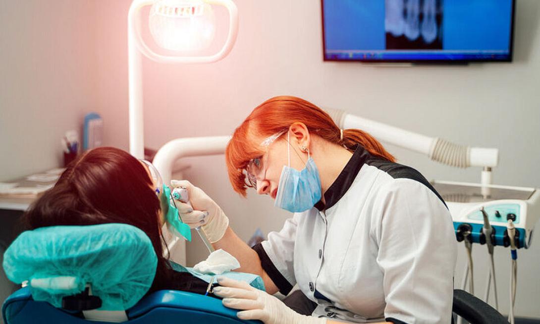 Οδοντίατρος