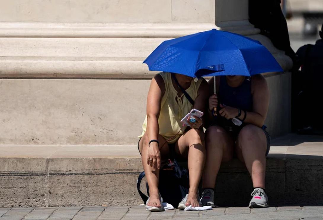 Ζέστη - Υψηλή θερμοκρασία - Καλοκαίρι 