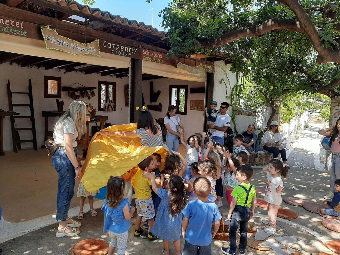 ΛΥΧΝΟΣΤΑΤΗς ΠΑΙΔΙΚΟς ΣΤΑΘΜΟς ΓΑΖΙΟΥ