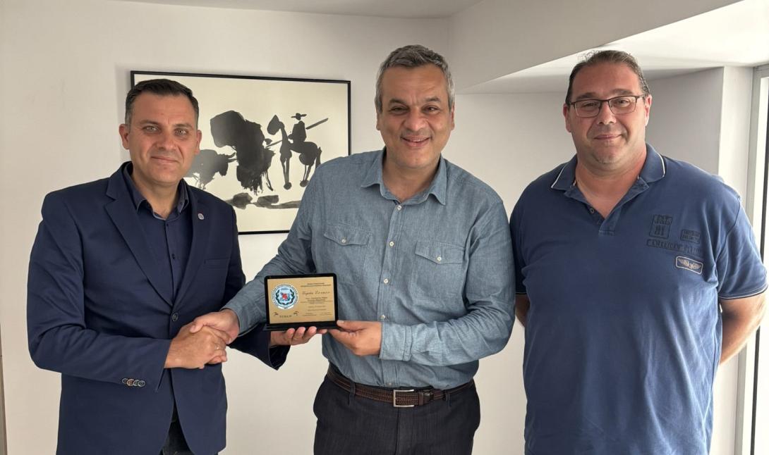 μαμουλακης