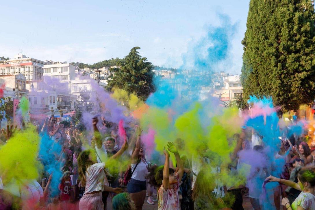 ΦΕΣΤΙΒΑΛ ΧΡΩΜΑΤΩΝ ΧΑΝΙΑ