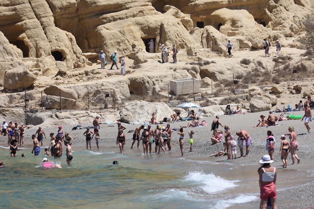 Παραλία Μάταλα