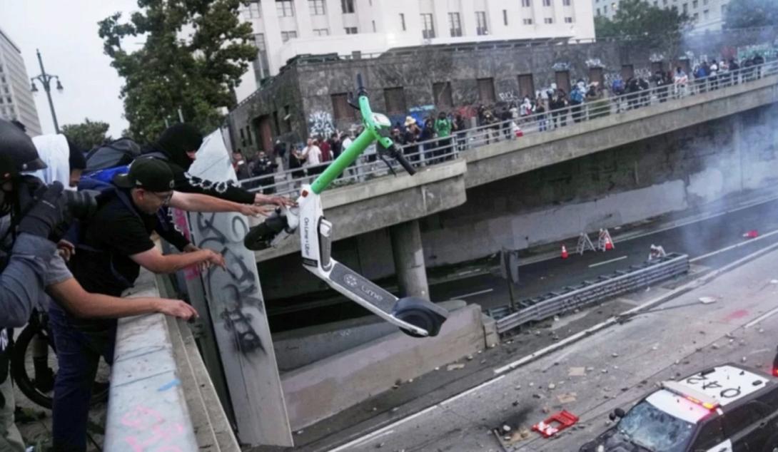 λος αντζελες, διαδηλώσεις, νεκρός