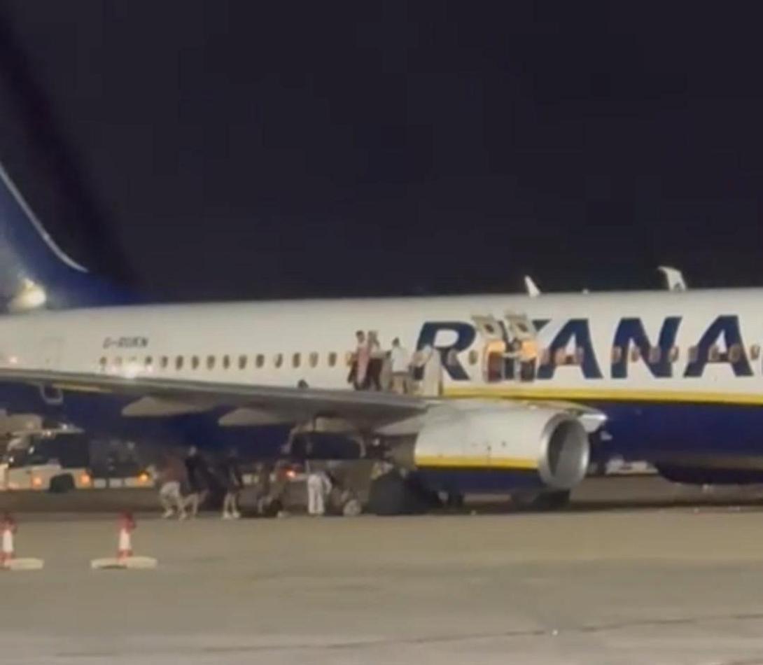 φωτια σε αεροπλανο