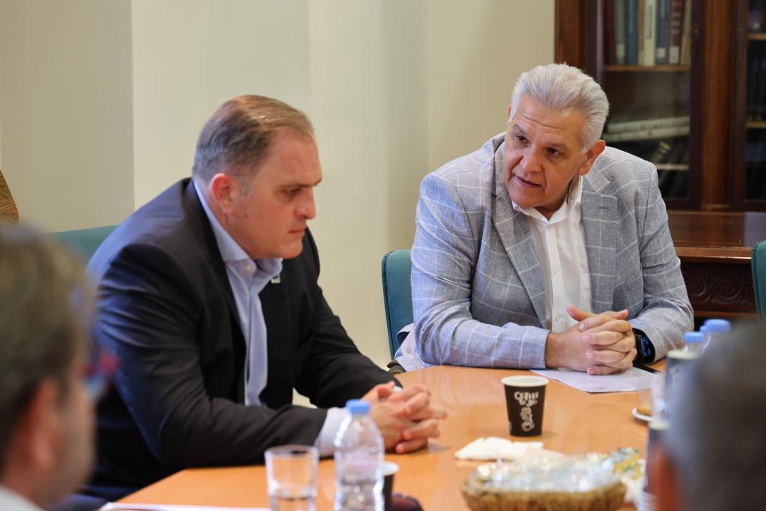 πιτσιλής επιμελητήριο