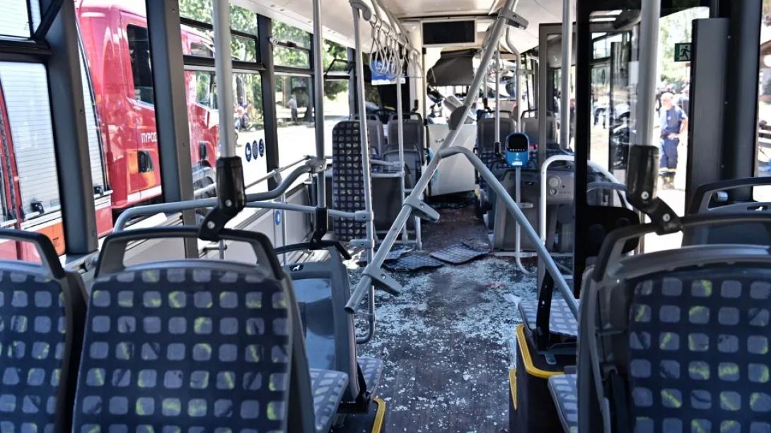 σύγκρουση λεωφορείων 