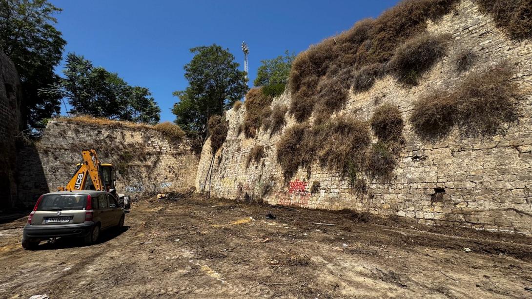 φωτιά ενετικά τείχη