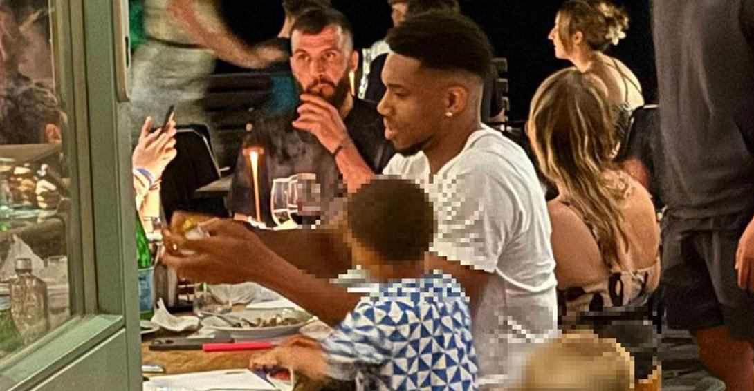 ΑΝΤΕΤΟΚΟΥΝΜΠΟ