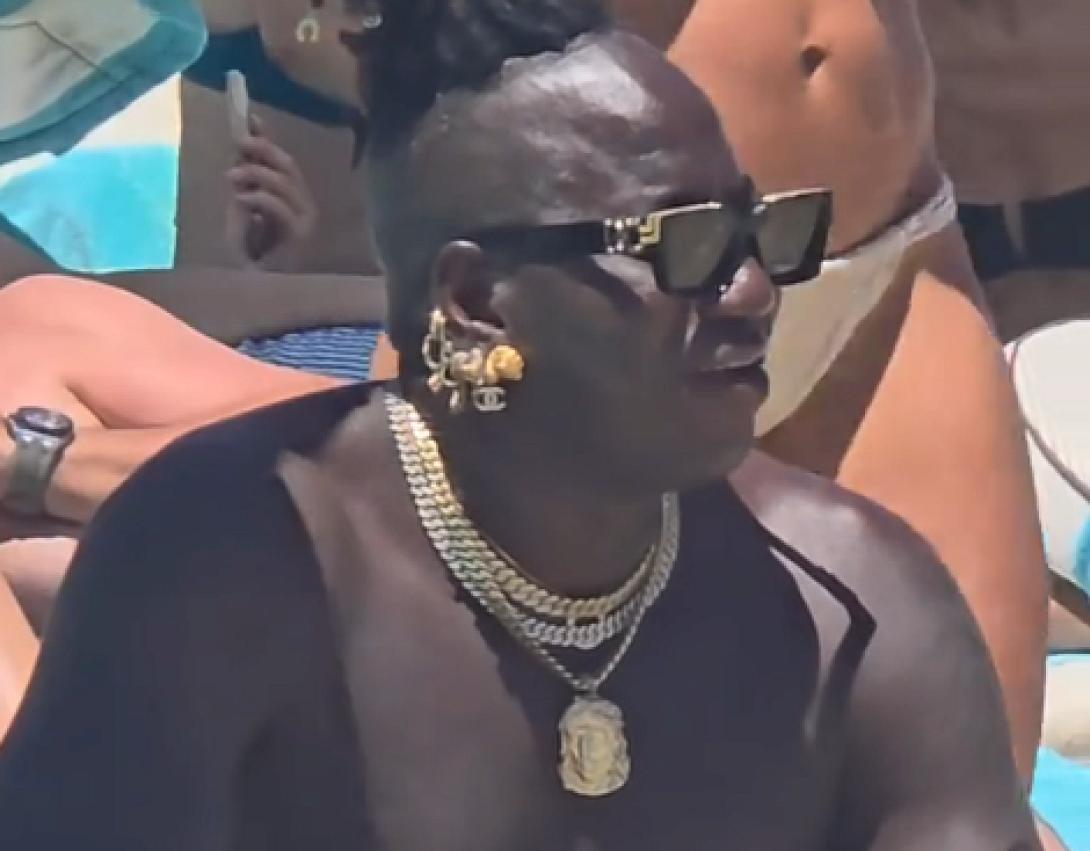 τουρίστας μύκονος