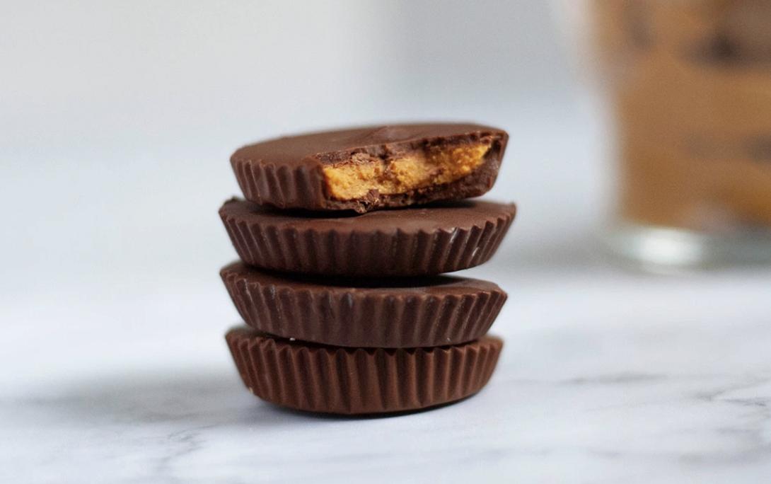 γλυκό, φιστικοβούτυρο, σοκολάτα