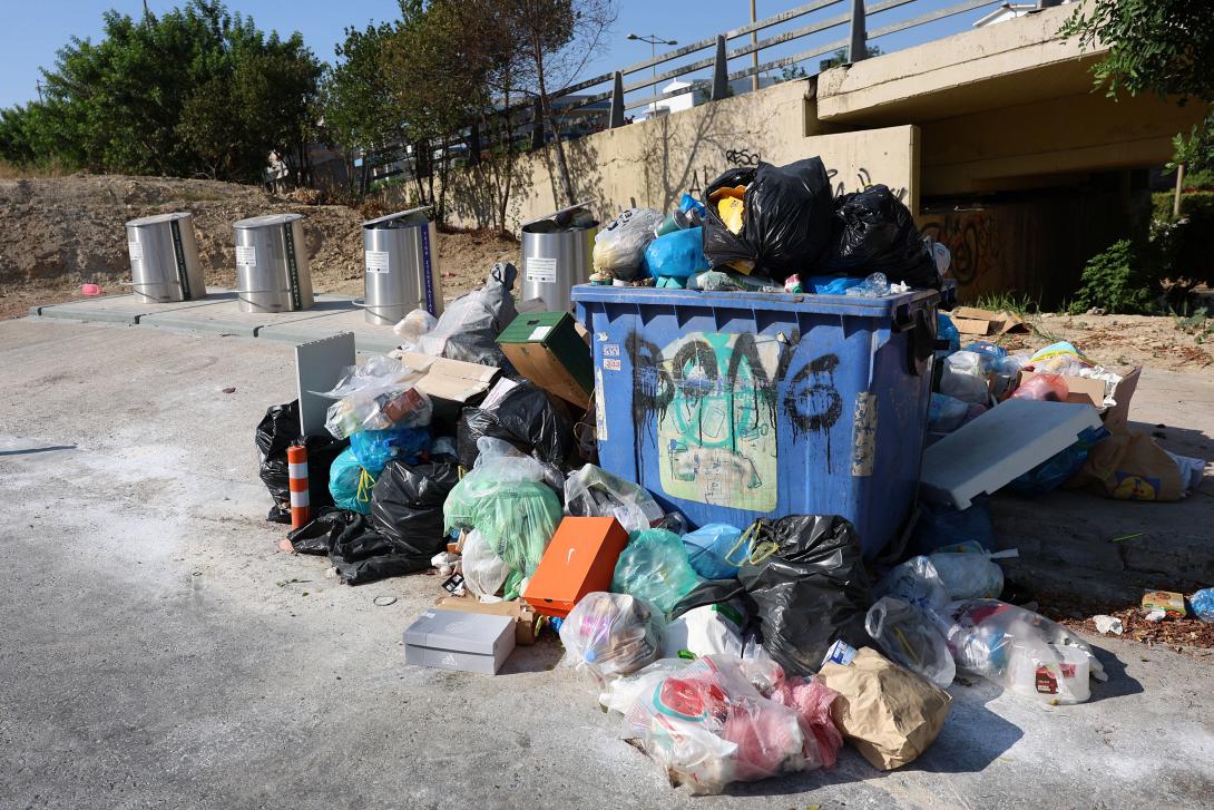 ηρακλειο - σκουπιδια