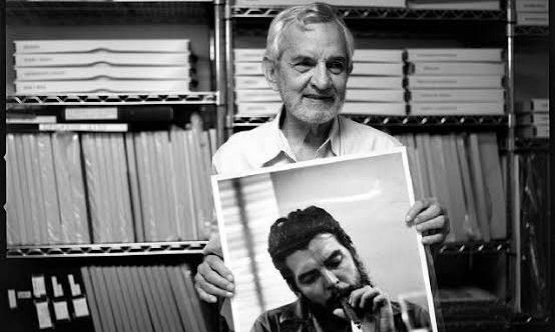 Φωτογράφος σκίτσο Τσε Γκεβάρα