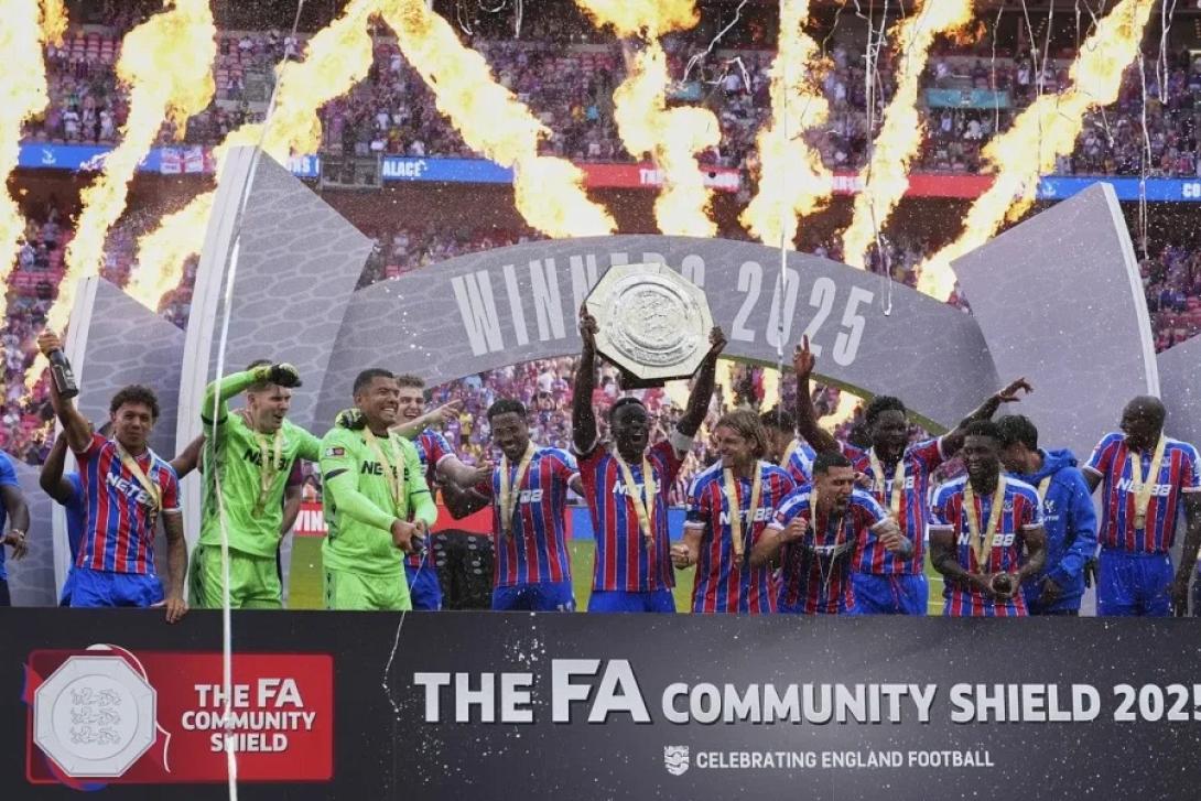 ΚΡΙΣΤΑΛ ΠΑΛΑΣ