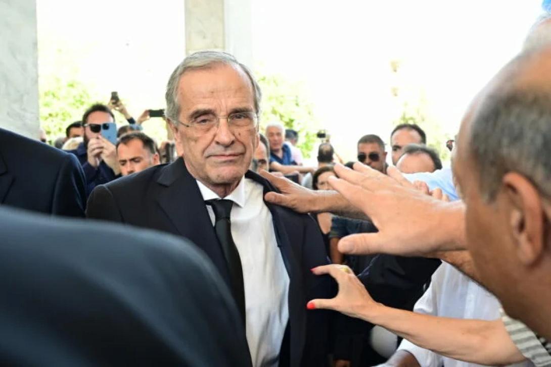 Κηδεία - Λένα Σαμαρά