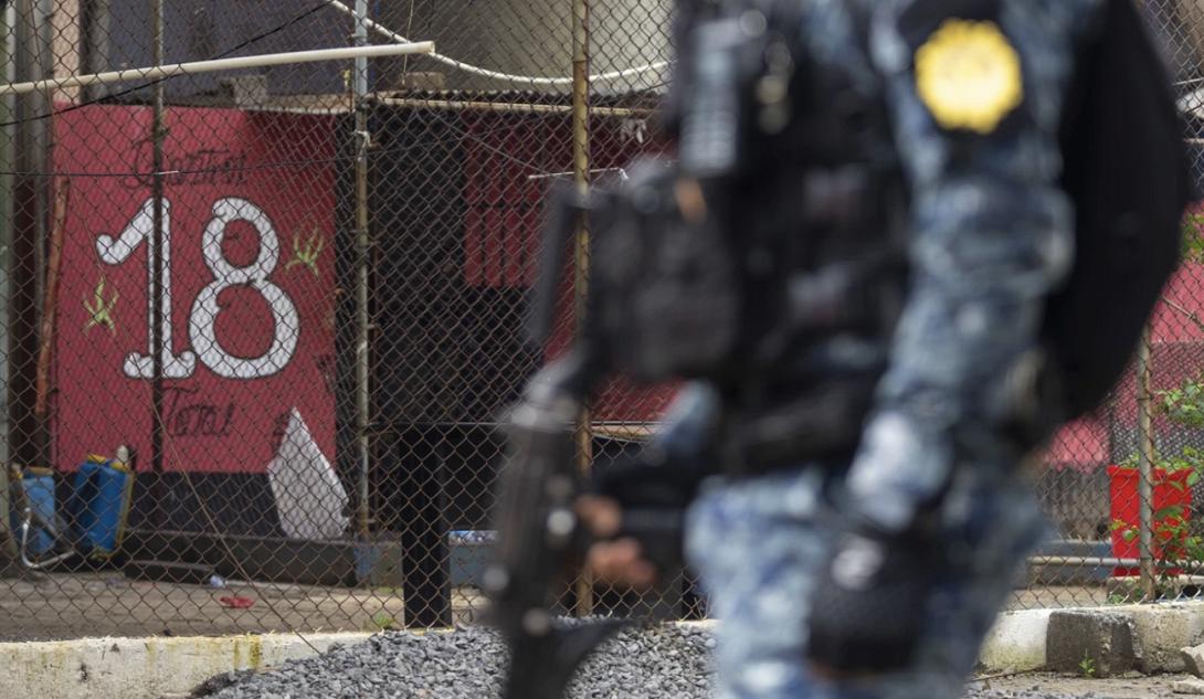 φυλακές, εξέγερση