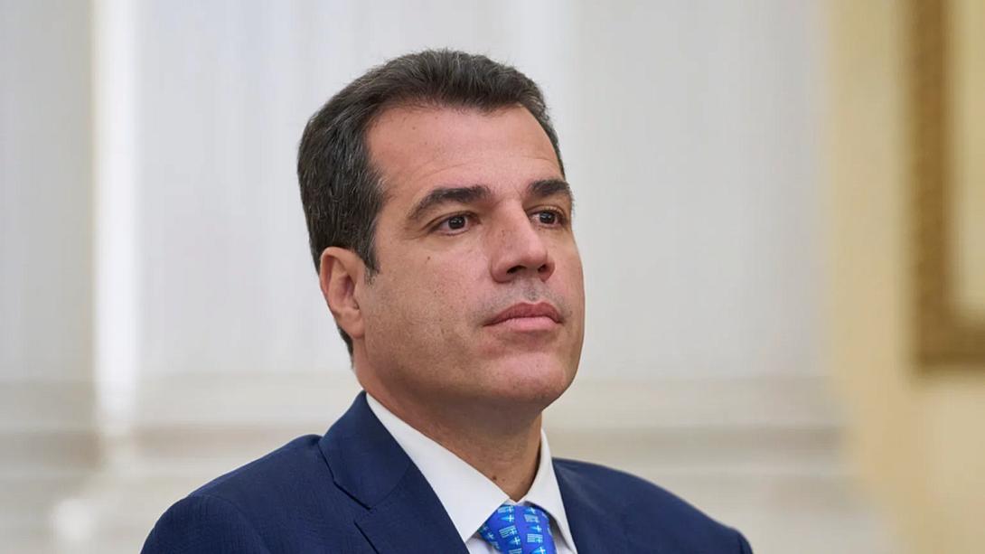 Θάνος Πλεύρης 