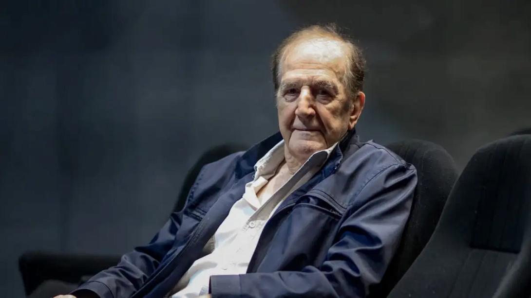 κωνστανινου