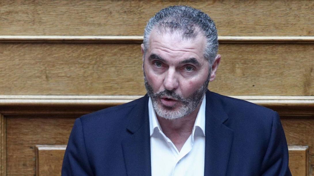 μανώλης χνάρης