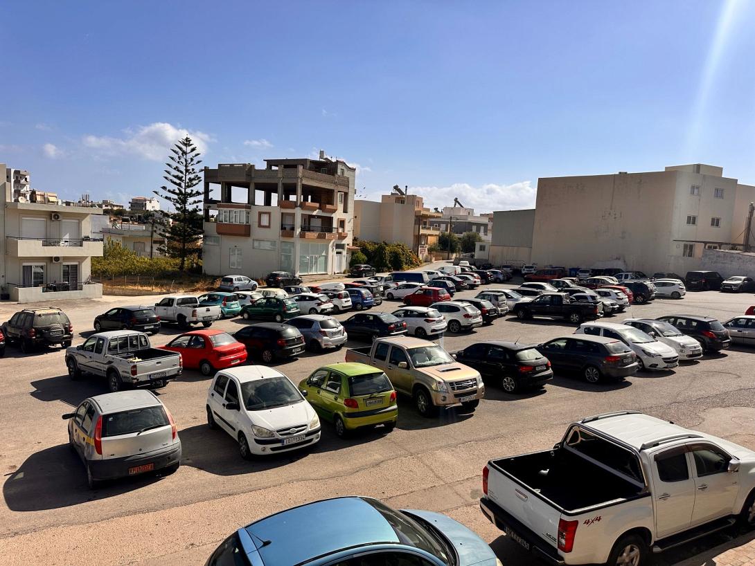 Μαλεβίζι - πάρκινγκ 