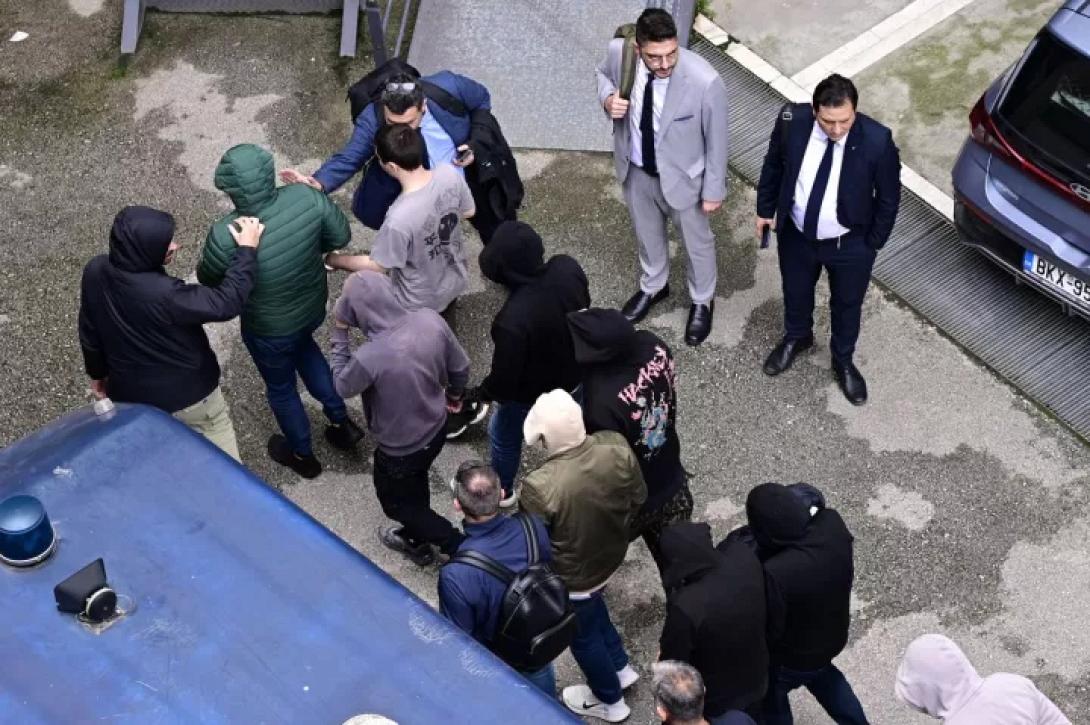 37 συλληφθέντες οπεκεπε