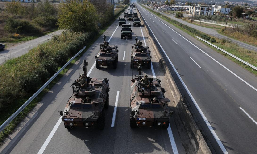 Δοκιμαστική παρέλαση