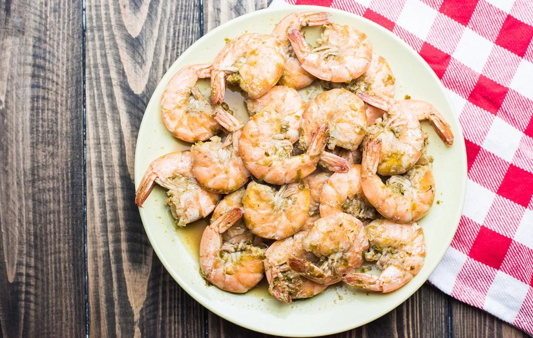 γαρίδες, πέστο