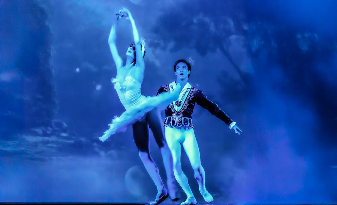 λίμνη των κύκνων