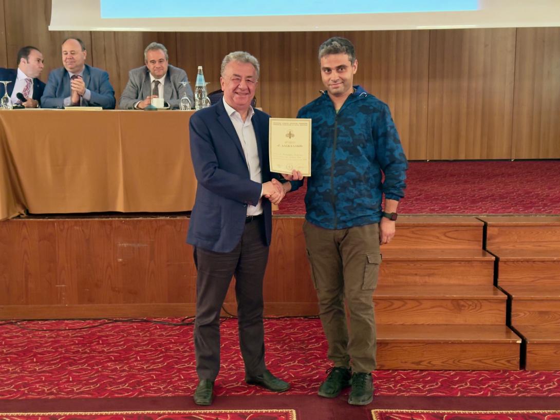 ΑΡΝΑΟΥΤΑΚΗΣ ΔΙΕΥΘΥΝΤΕΣ ΞΕΝΟΔΟΧΕΙΩΝ