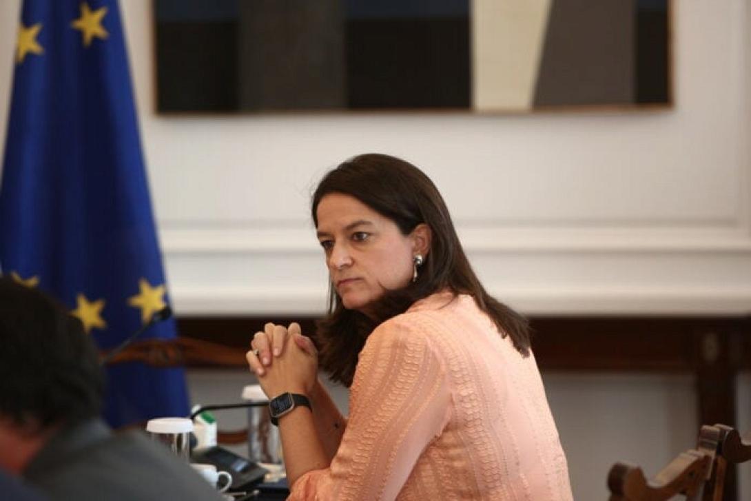 Νίκη Κεραμέως