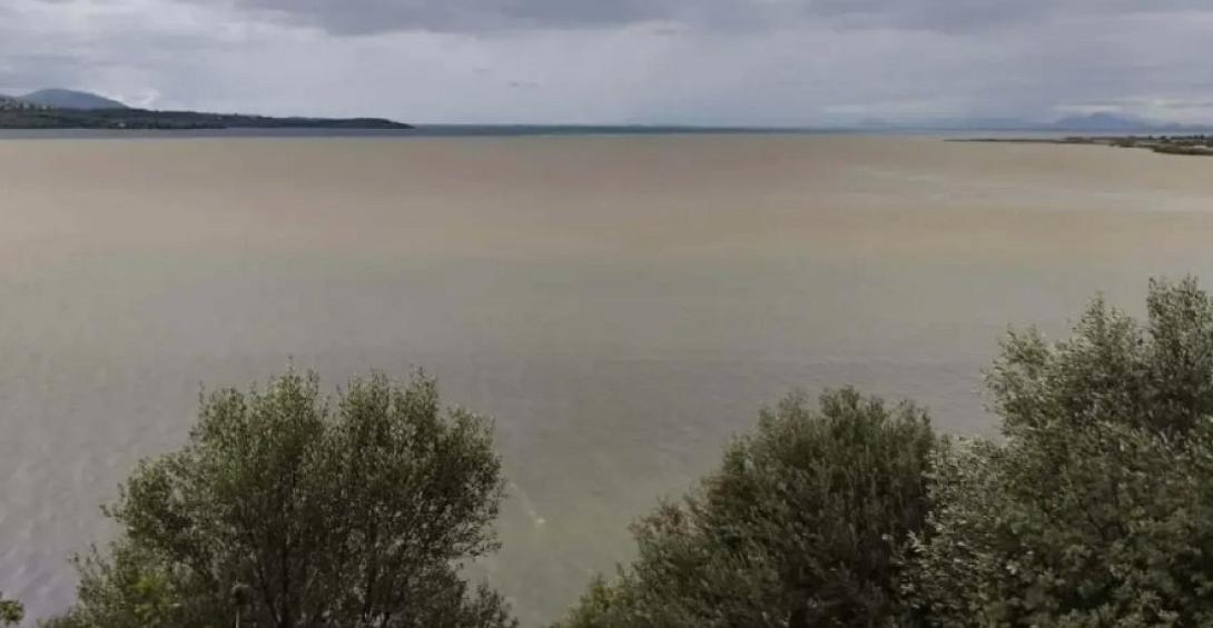 Αμβρακικός λάσπη