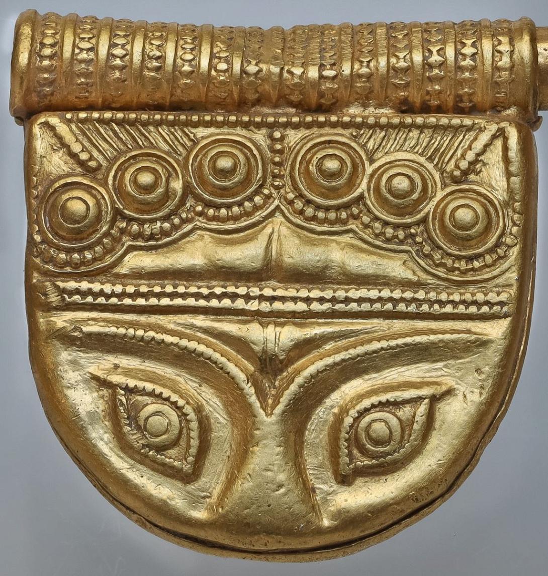 εκατομπολις