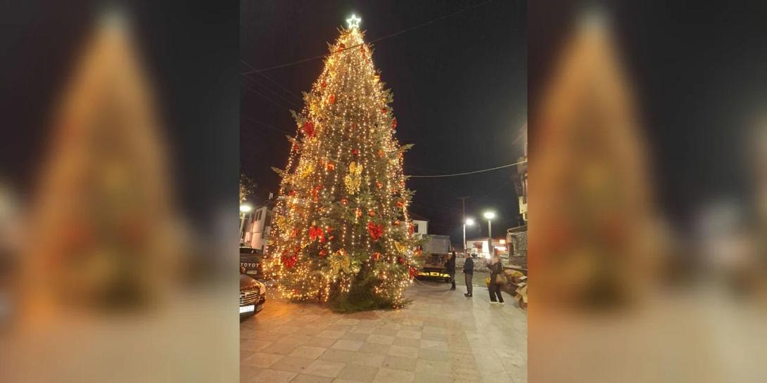 χριστουγεννιάτικο δέντρο Ταξιάρχης