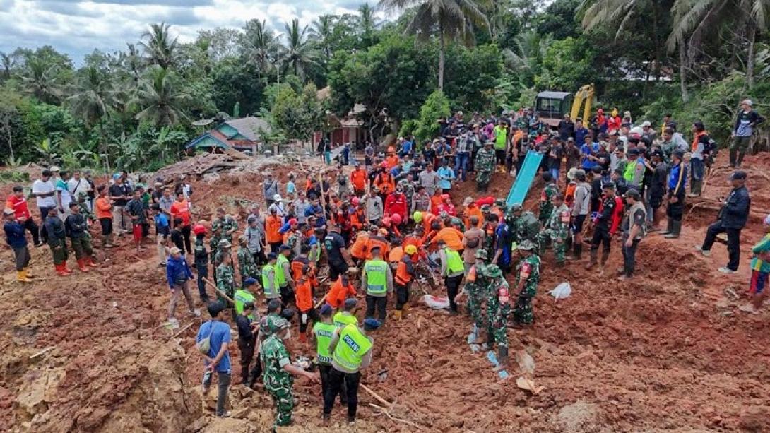 ινδονησια κατολισθηση