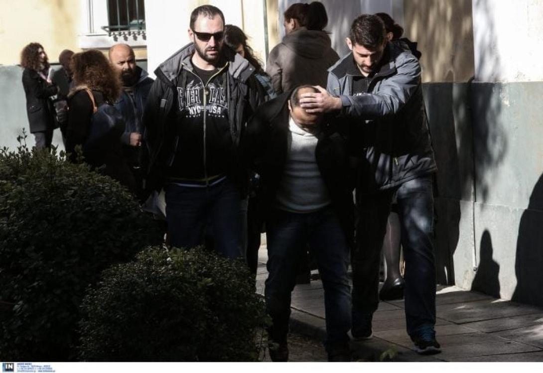 δολοφονοι κουμανταρεα