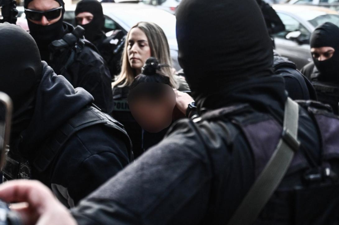 Σαλαμίνα 46χρονη